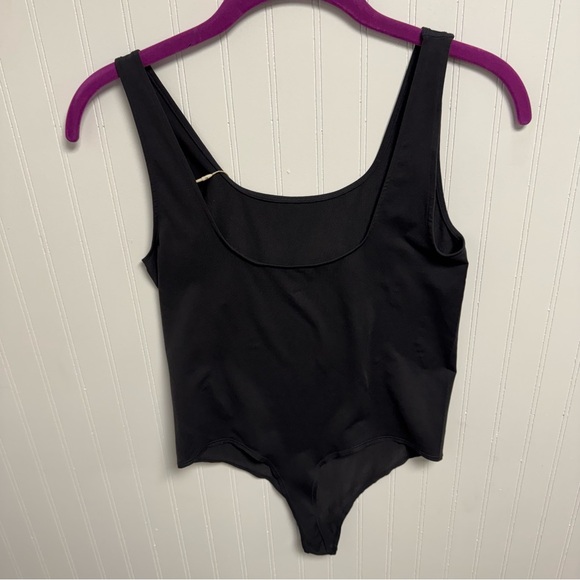 Skims Smooth Thong Bodysuit Eclipse Medium - Picture 3 of 6
